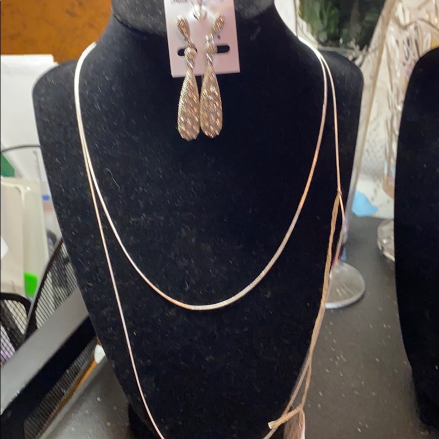 Chains &Earrings